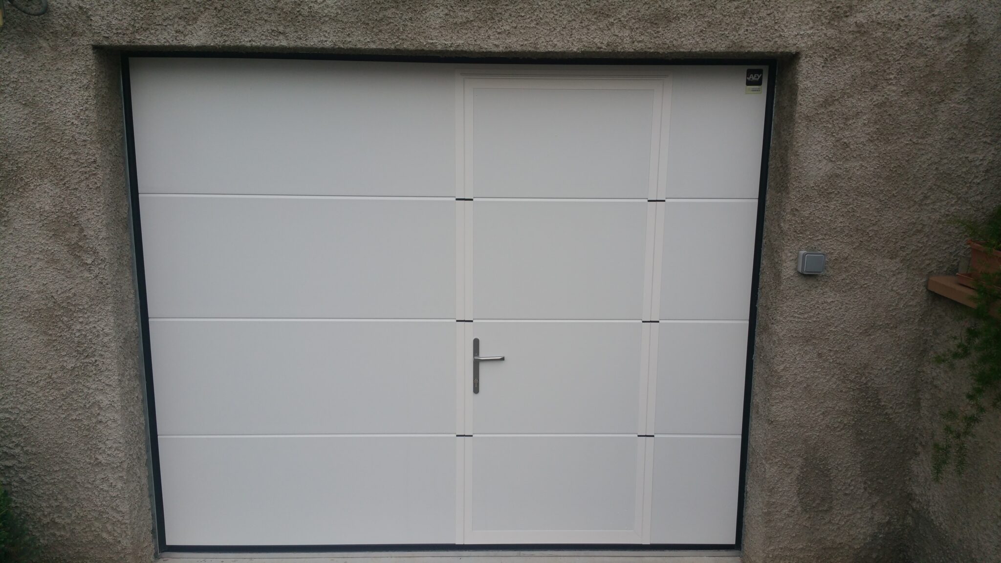 Portail aluminium et portillon assortis à Ostwald